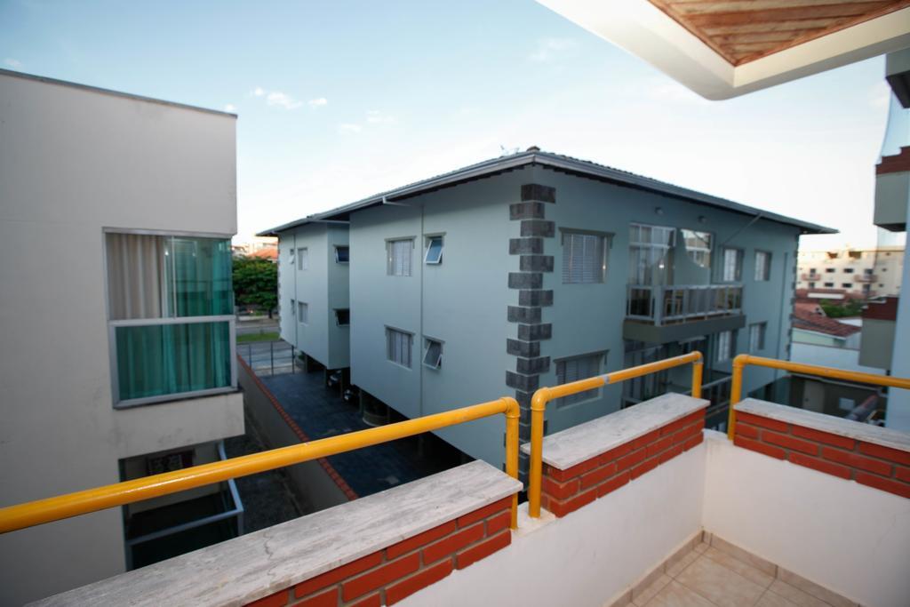 Edificio Ximenes II Ubatuba Exterior photo