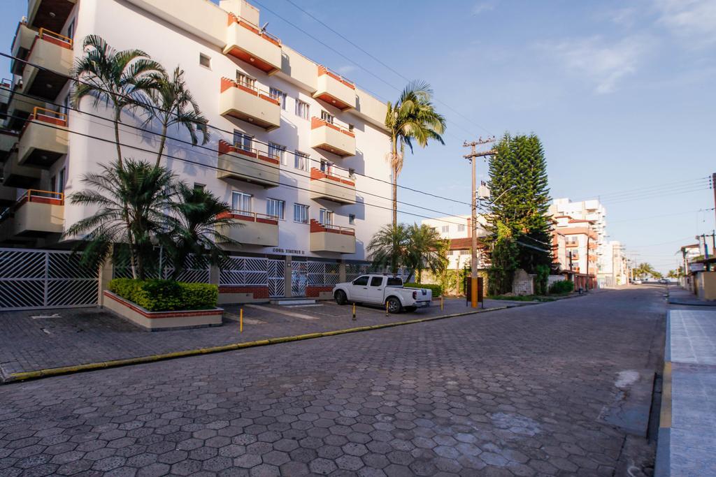 Edificio Ximenes II Ubatuba Exterior photo