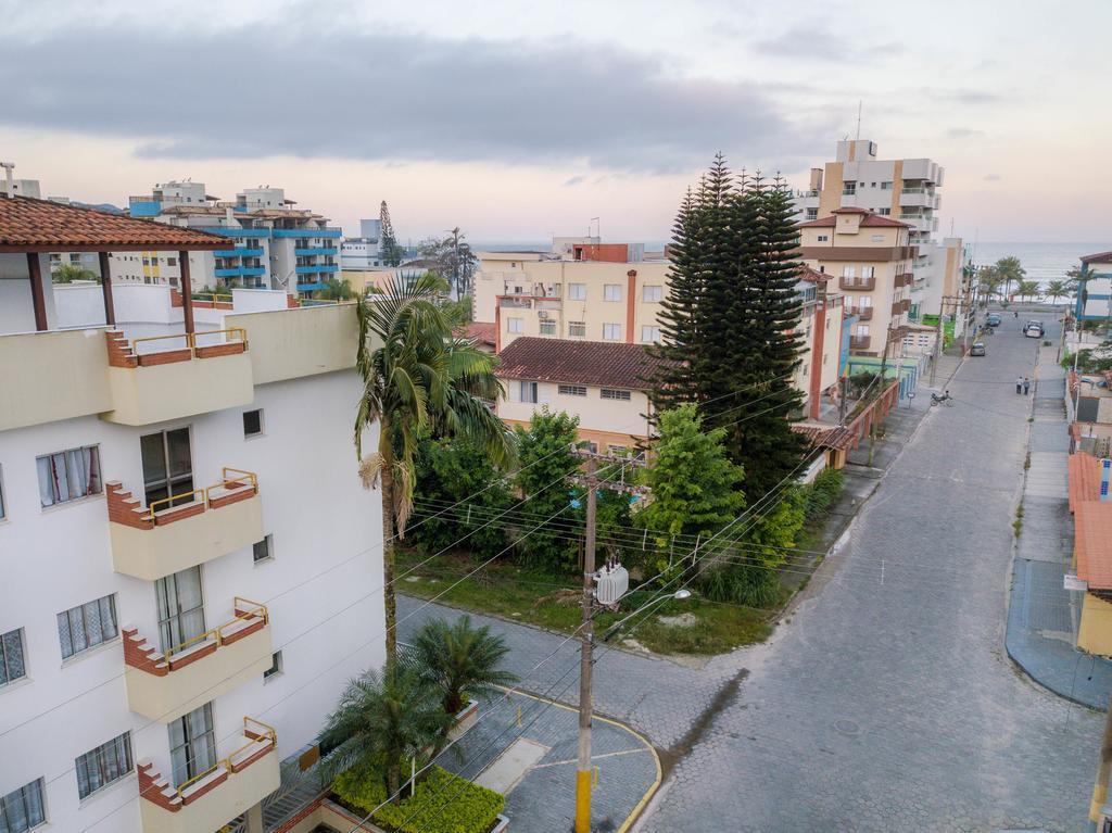 Edificio Ximenes II Ubatuba Exterior photo