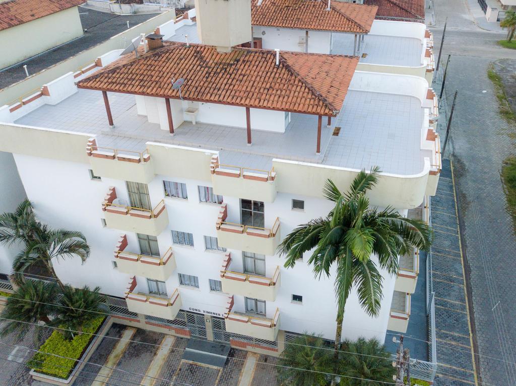 Edificio Ximenes II Ubatuba Exterior photo