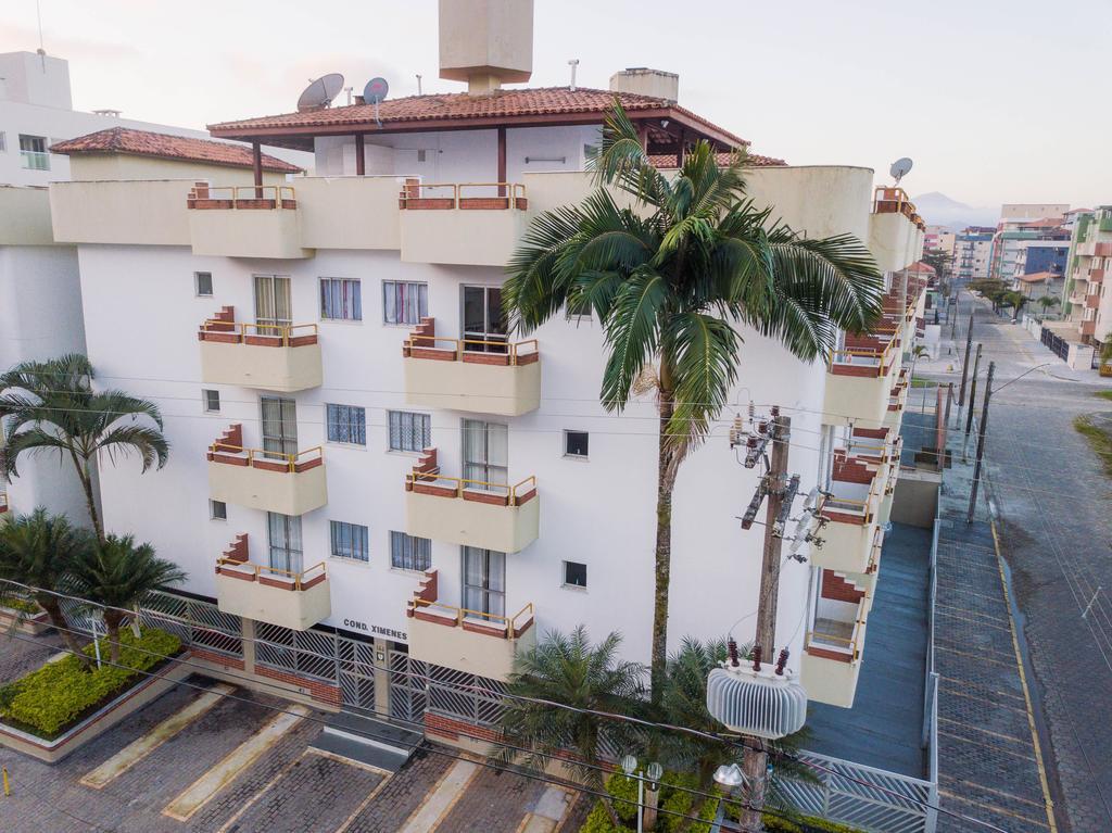 Edificio Ximenes II Ubatuba Exterior photo
